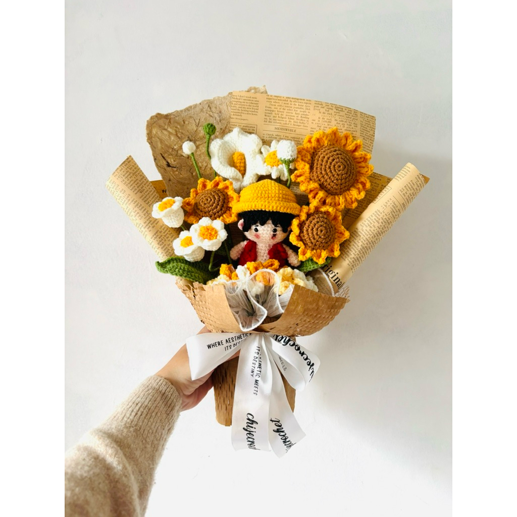 

LUFFY CROCHET BOUQUET|| LUFFY AND ZORO BOUQUET WITH CROCHET FLOWERS|| VINTAGE WRAPPING STYLE
