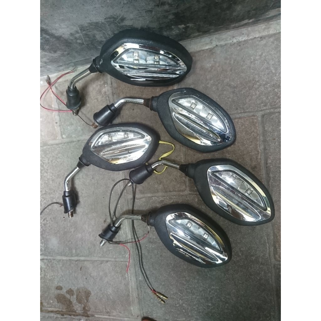 Spion beat Vario Led original copotan kiri saja