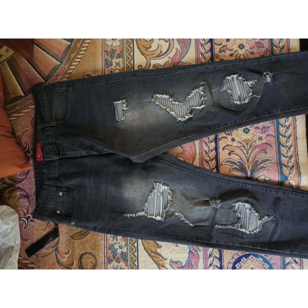 Rucas Season 11 Size 33