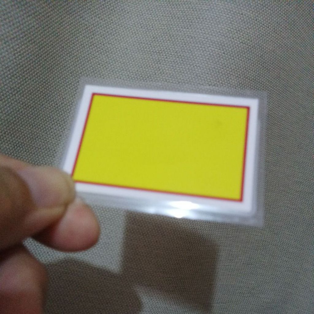 

Card polos kuning uk 4x6 cm 1 set isi 12 pcs/ Card laminating / card bisa tulis dan hapus