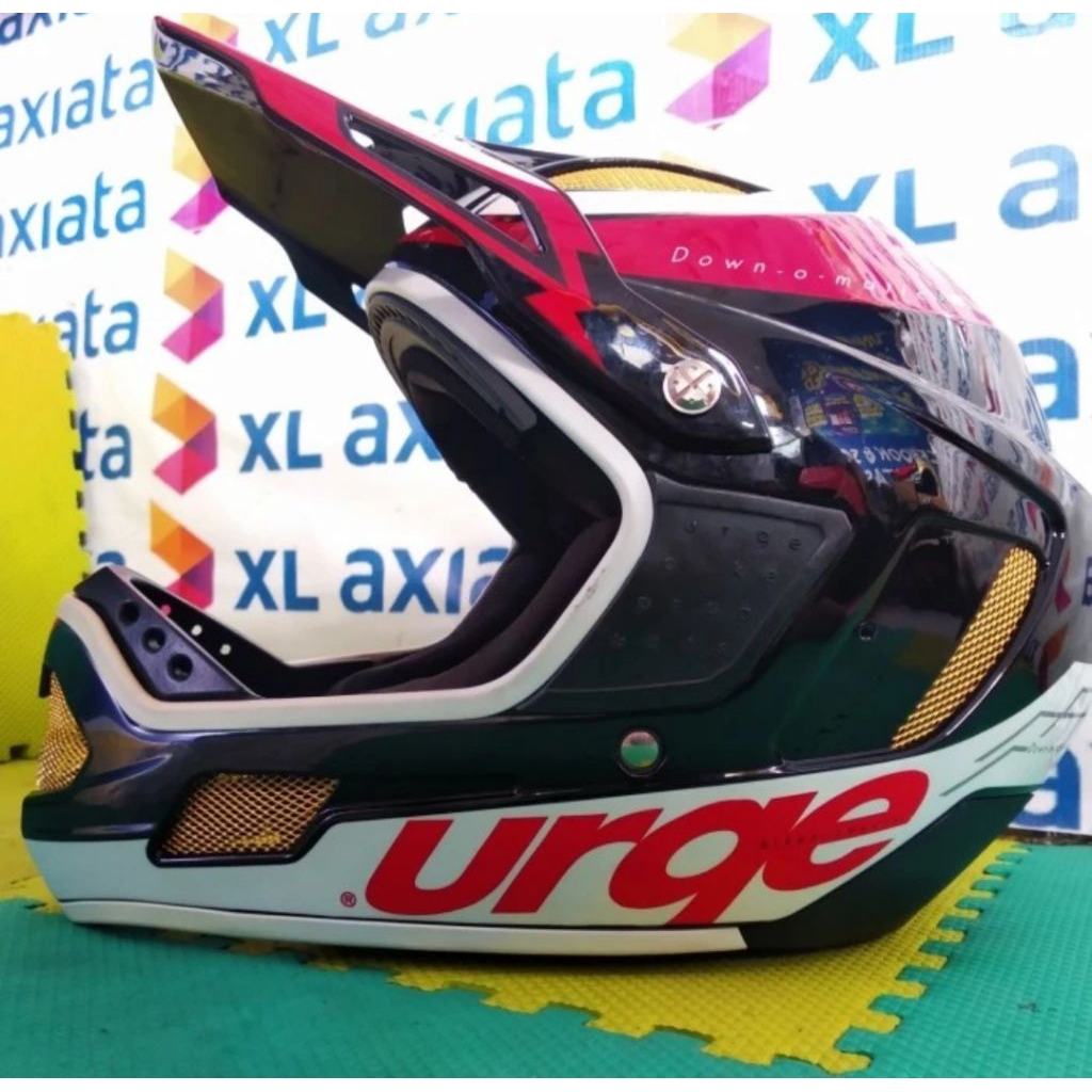 Helm Sepeda Downhill Urge Down O Matic