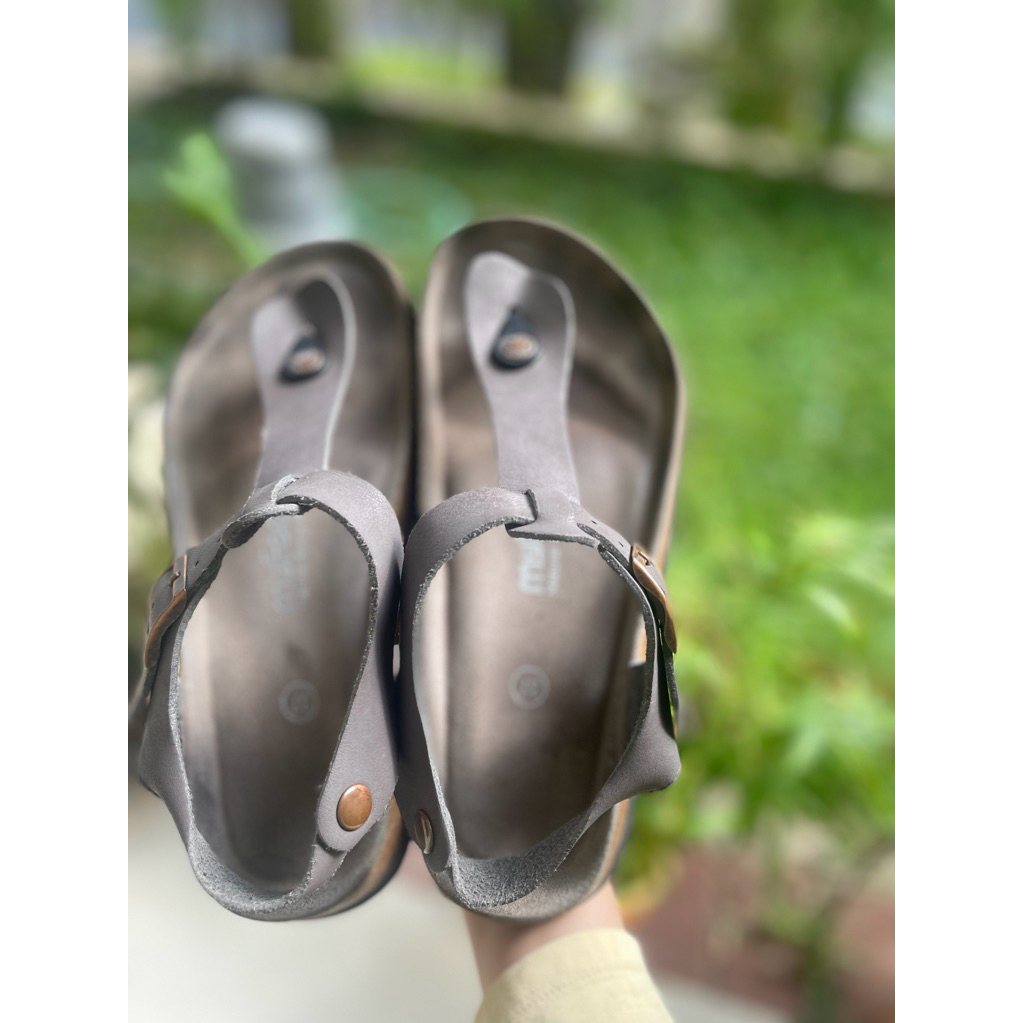 preloved sandal myfeet