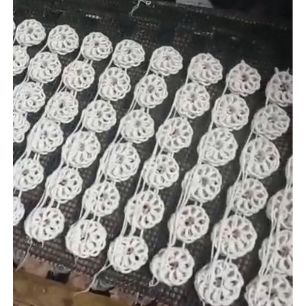 

Kerupuk mentah Putih Kecil 500gr