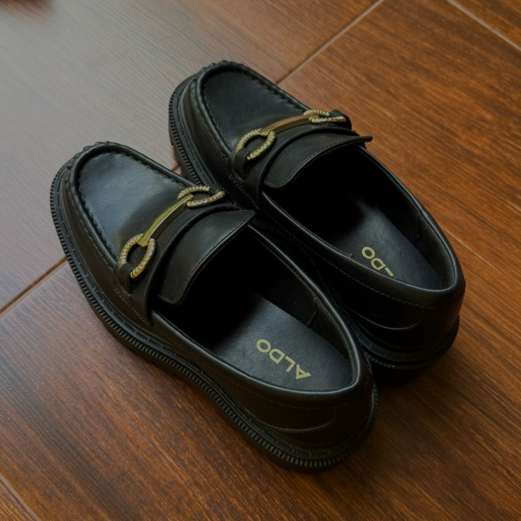 Sepatu wanita aldo (pantofel/docmart)