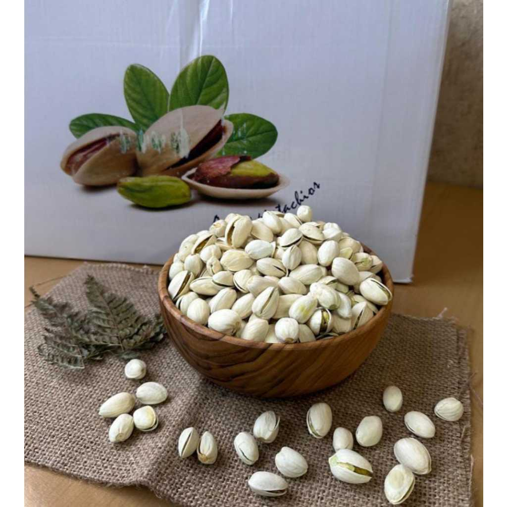 

Kacang fustuk / Kacang Pistachio 1 kg 500 gram kualitas Super Premium
