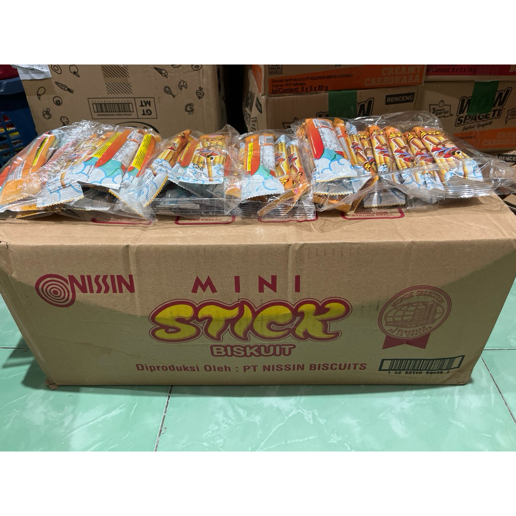 

G11 Nissin Mini stik KARTON / 18