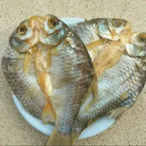 

Ikan asin Tawes 200 Gram