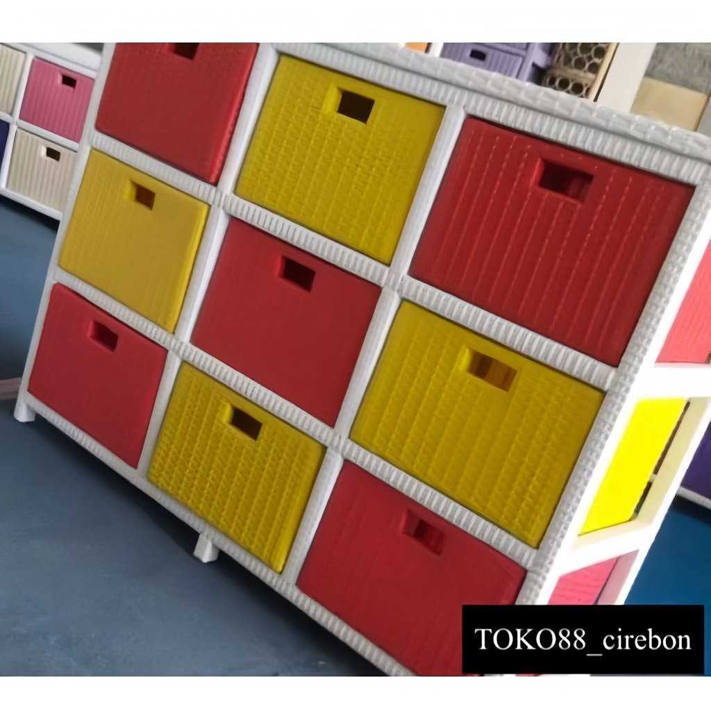 LEMARI / KABINET , LEMARI LACI 9 ROTAN SINTETIS