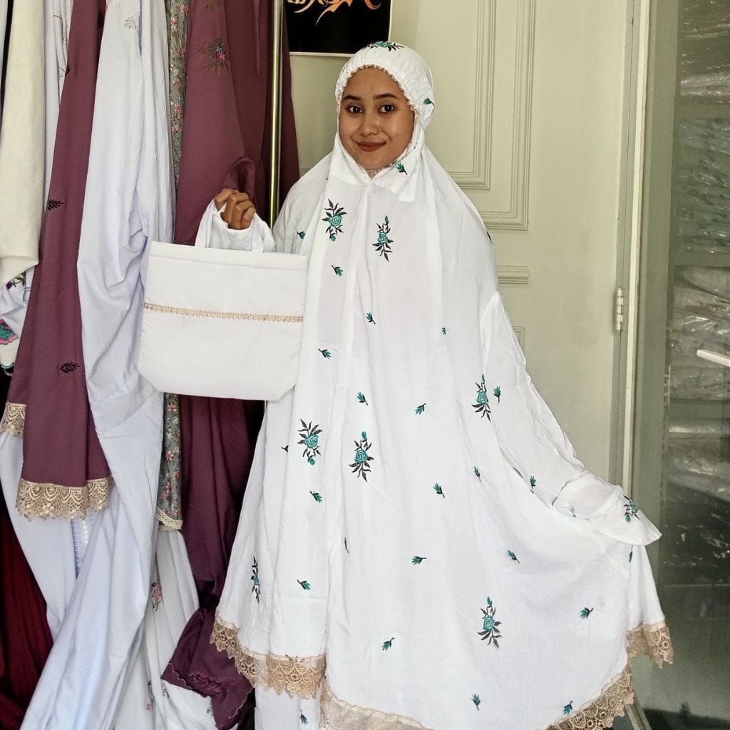 MUKENA RAYON POTONGAN  BERLENGAN BORDIR RENDA