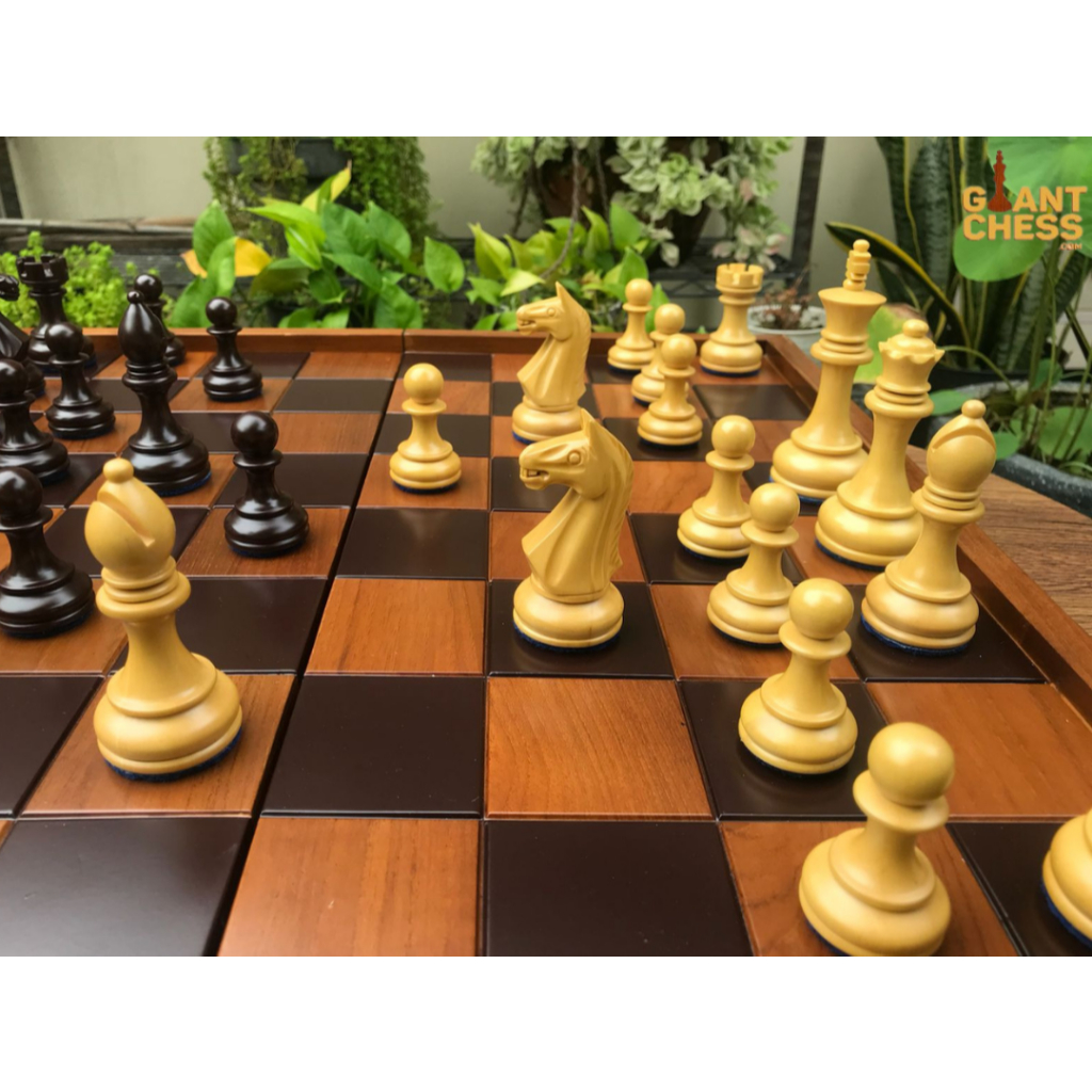 Giant Chess - CATUR Model Staunton 100% KAYU JATI ASLI Berkualitas Standart Internasional Kelas Ting