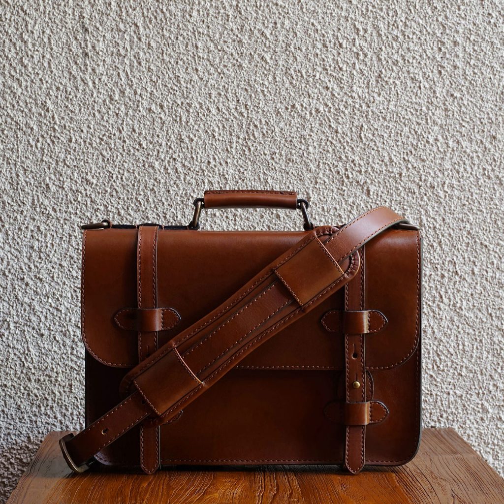 Alpha 13 Vintage Brown Briefcase