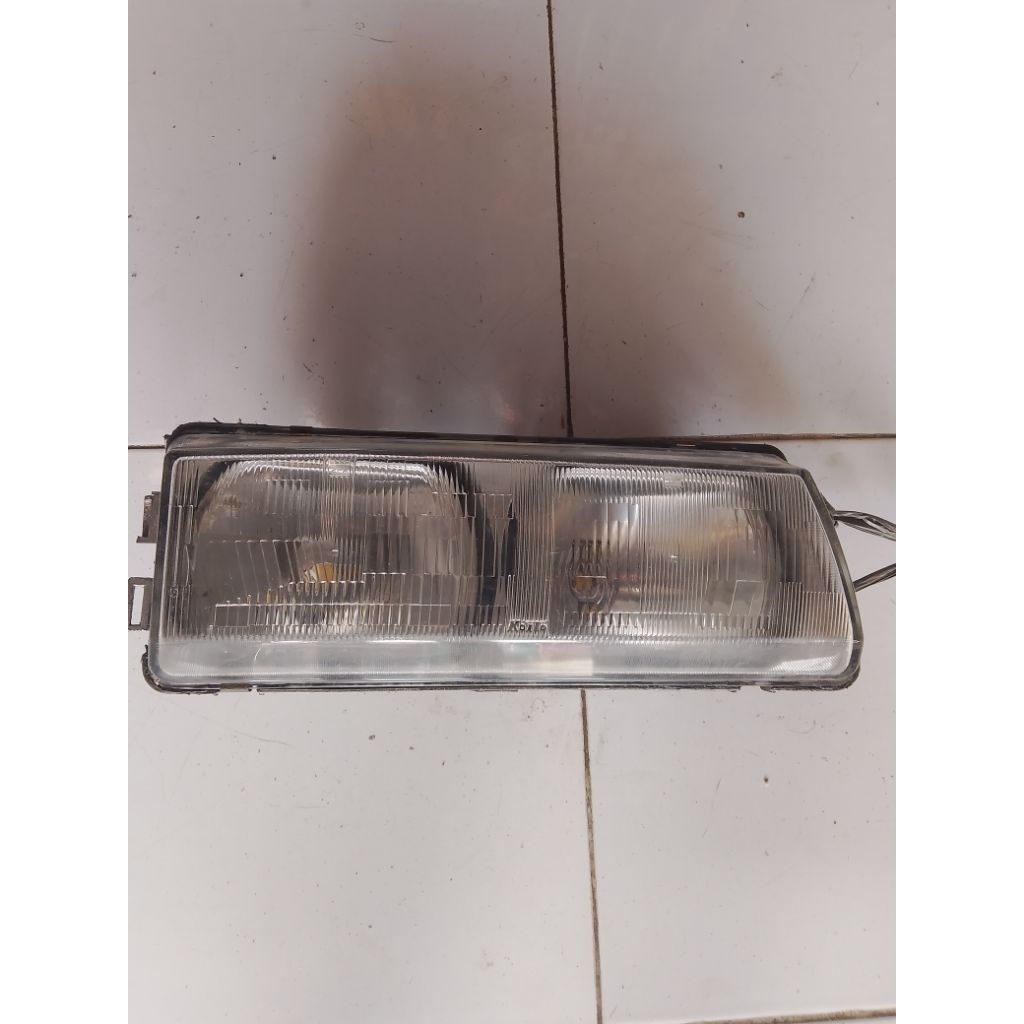 Lampu Depan Mitsubishi Lancer Eterna 88.90(kanan)