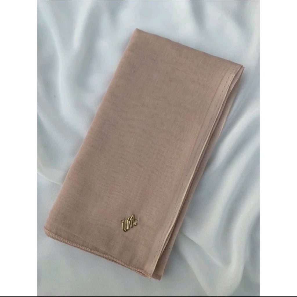 Hijab Paris (Ori) Metal Logo Umama| Hijab Segiempat Umama | Hijab Paris Jadul Logo