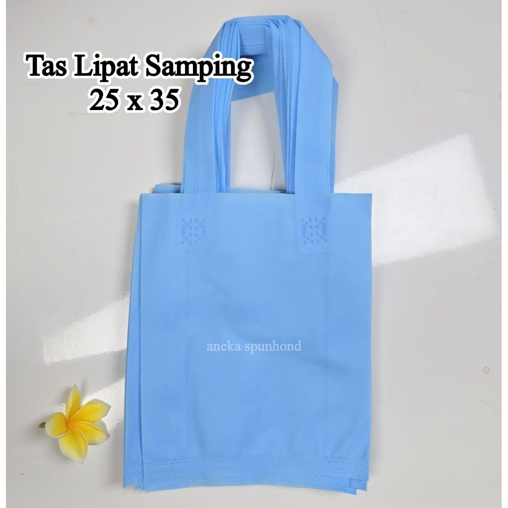 

(isi 12pcs) Goodiebag 25x35 Tas spunbond 55gsm super Hemat