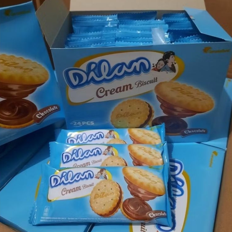 

DILAN CREAM BISCUIT CHOCOLATE 1 BOX ISI 24 PCS