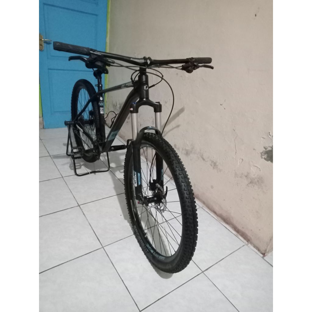 Sepeda Mtb Polygon Xtrada 6 2020