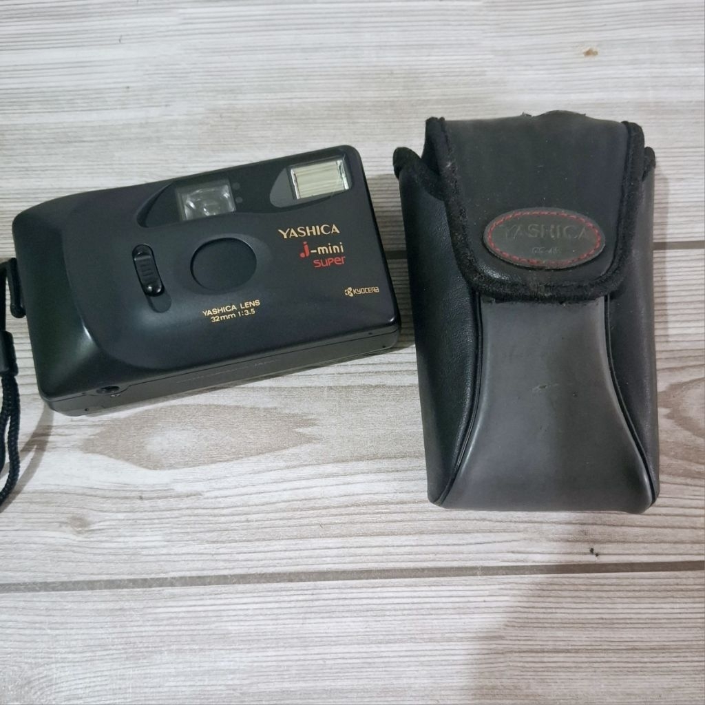 Kamera Analog Yashica J Mini Super