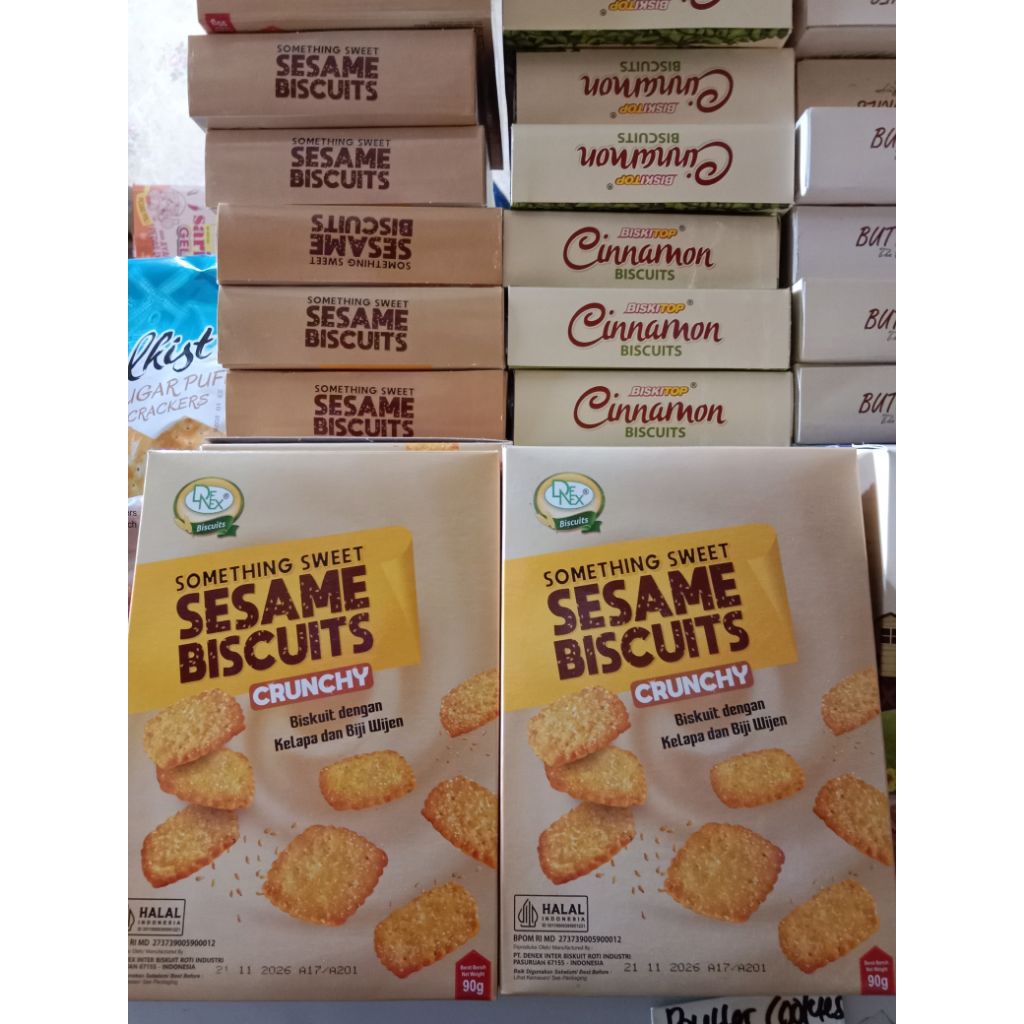 

Denex Sweet Sesame Biskuit kelapa 90gr 1dus isi 24| snack hajatan
