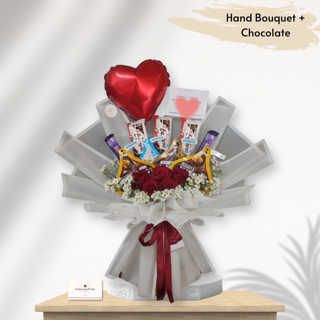 buket bunga segar dan coklat/ bunga mawar/ bunga asli/ buket bunga ulang tahun/ kado anniversarry
