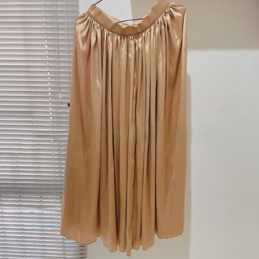 Rok Panjang Long Skirt Flare Plisket Cream