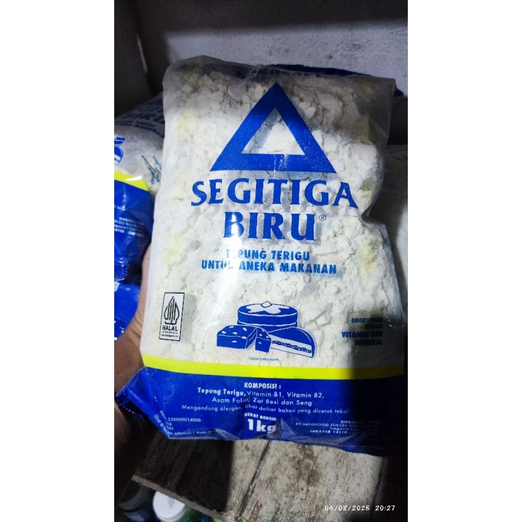 

TERIGU SEGITIGA BIRU 1KG