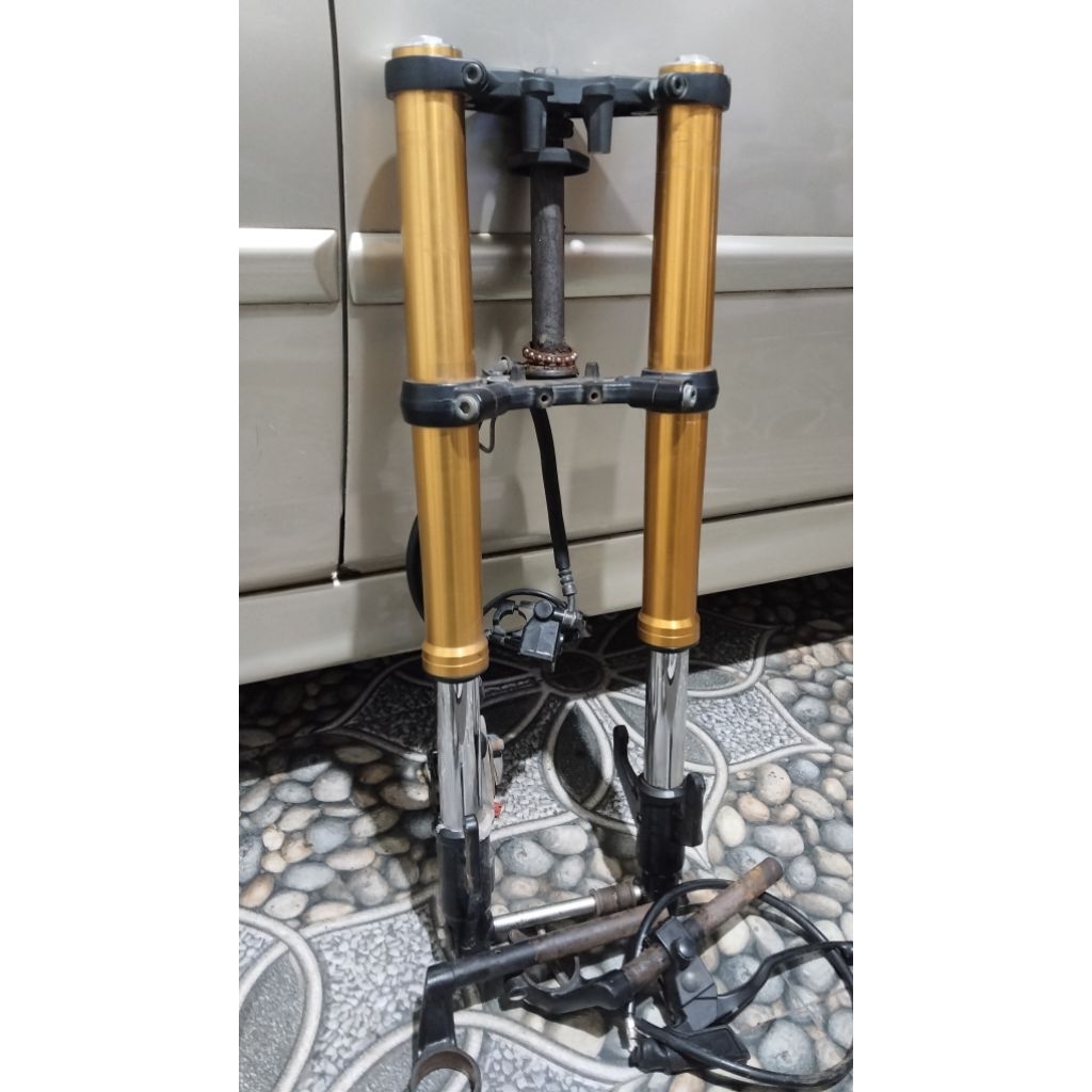 Shock USD UPSIDE DOWN R15 V3 VVA Murah PROMO...