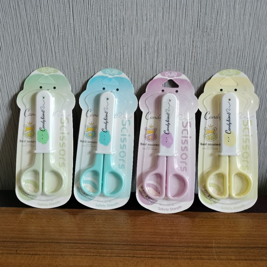 

Gunting + Sarung OL2201 (pendek)