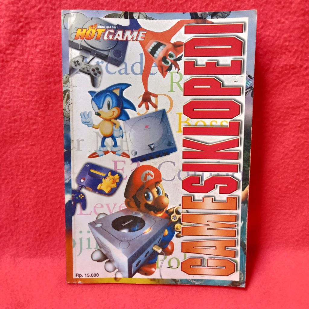 Buku Gamesiklopedi (Disusun oleh kru HotGame Magazine)
