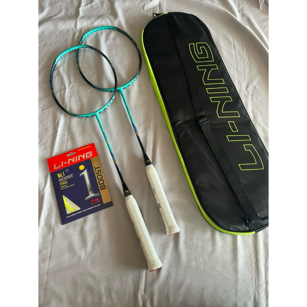 raket bulutangkis original Lining bladex 700