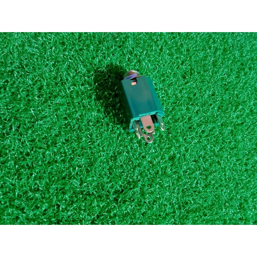 SOKET AKAI/MIC STEREO biru