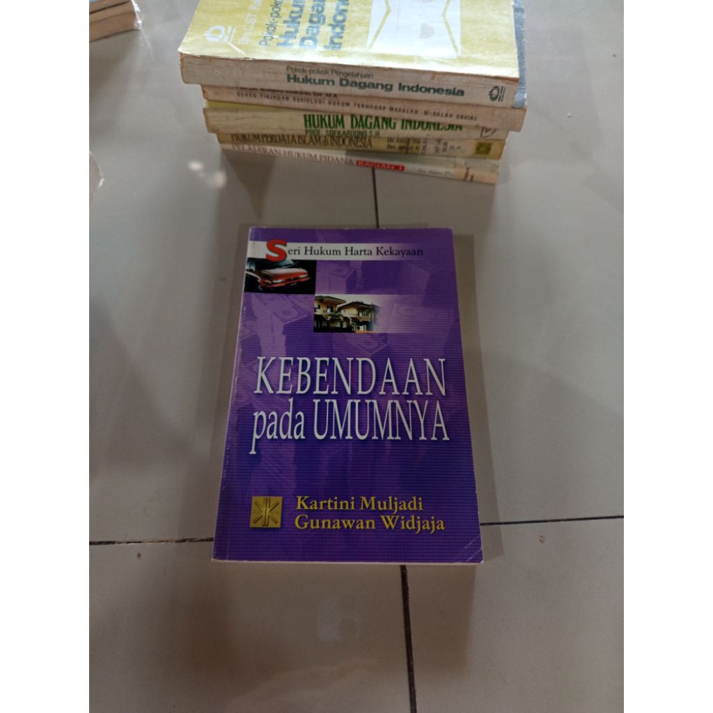 buku original - kebendaan pada umumnya oleh Kartini muljadi