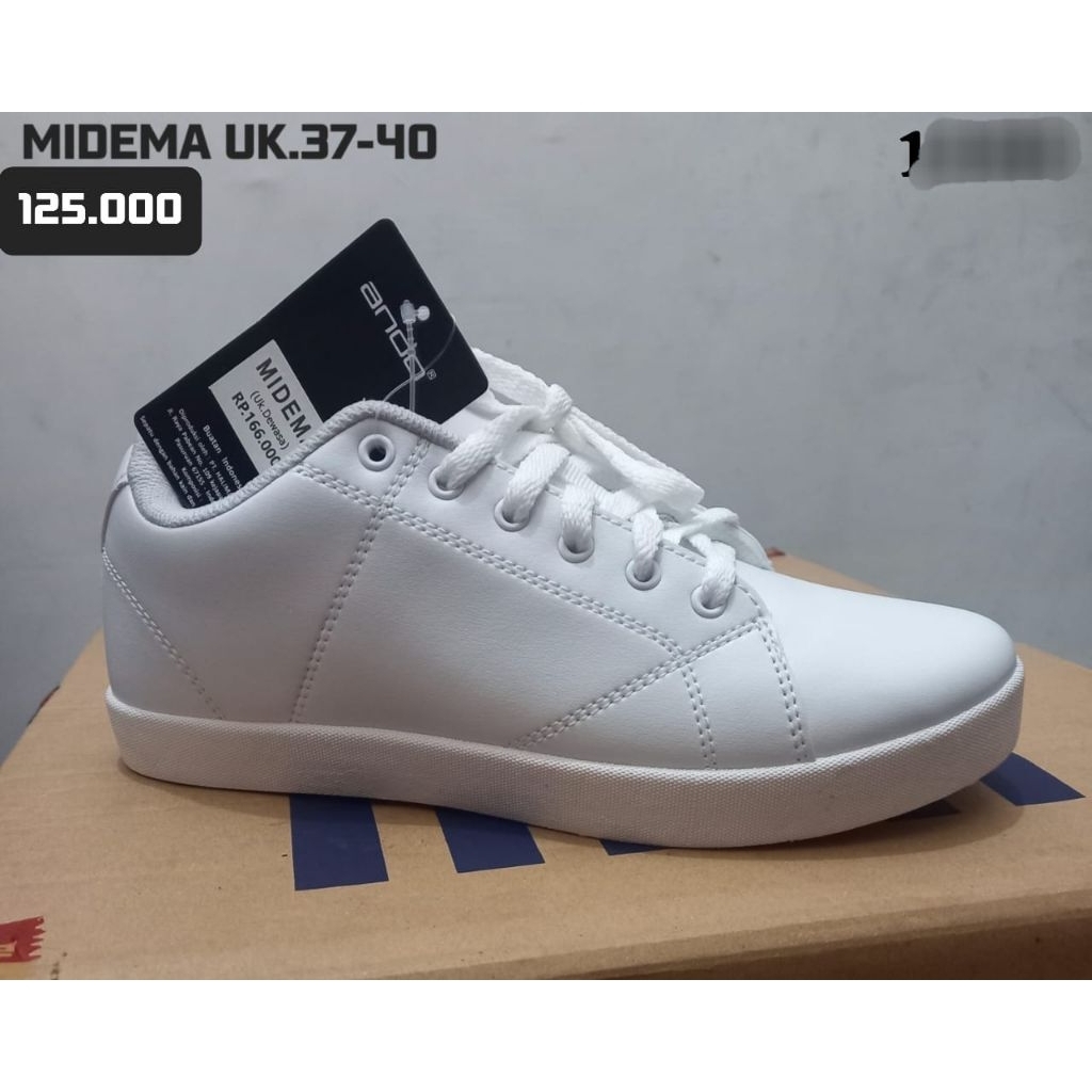 SEPATU ANDO PUTIH UK.37-40