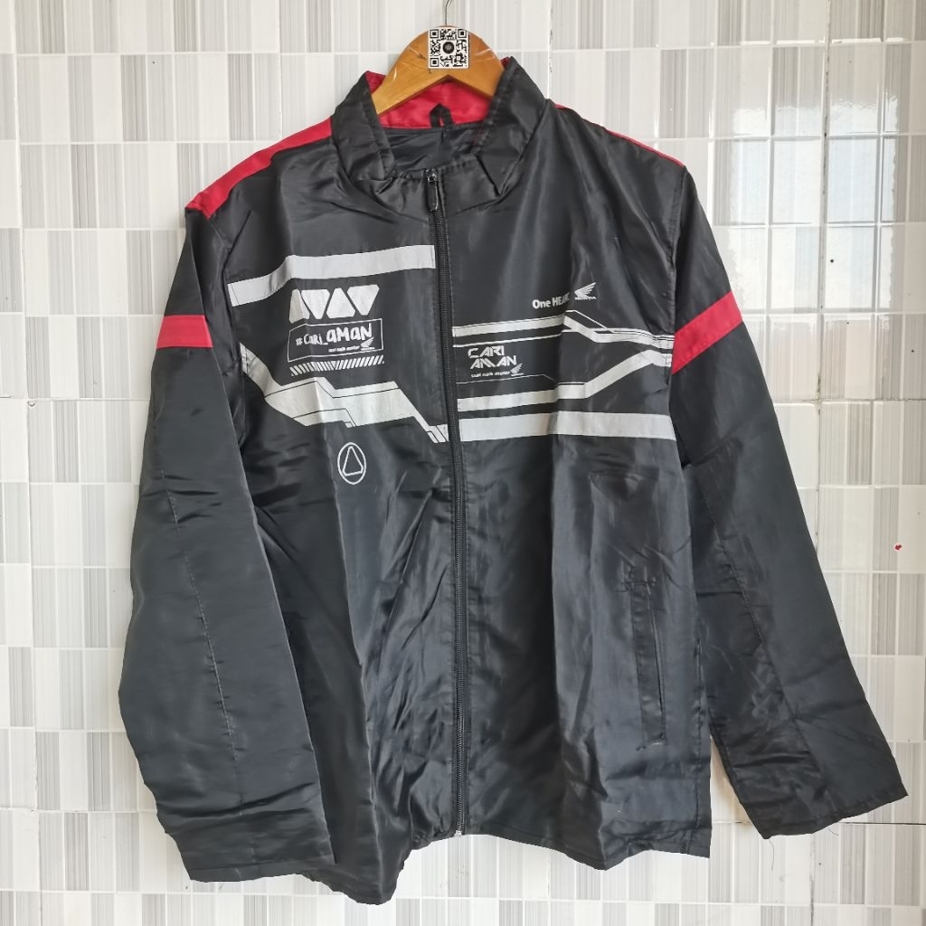 A253. JAKET MOTOR HONDA WARNA HITAM SIZE XL  PRELOVED
