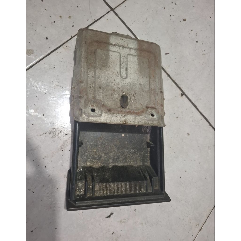 asbak dashboard corona gl exsalon at151 84-87