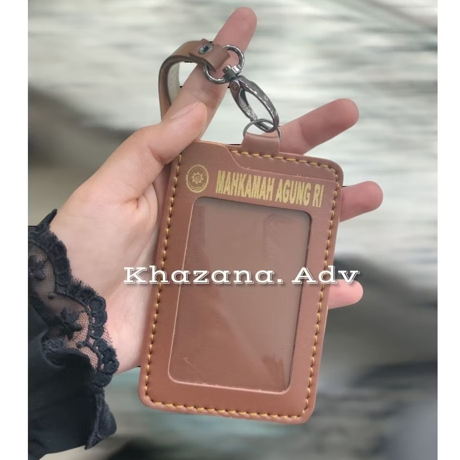 

Gantungan Kartu ID Mahkamah Agung Bahan Semi Kulit/kalop