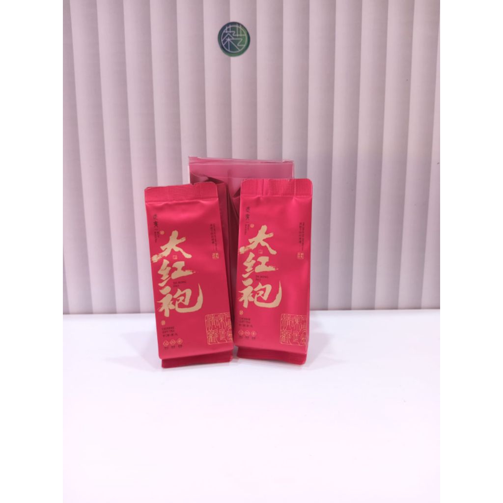 

Tea Red Robe -Da Hong Pao Premium