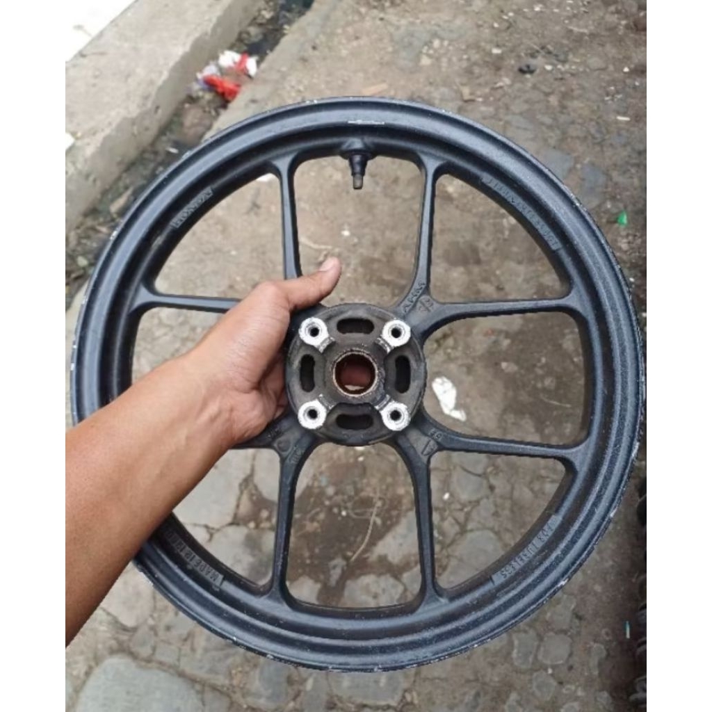 velg pelek depan Honda Genio Beat delux pnp copotan original