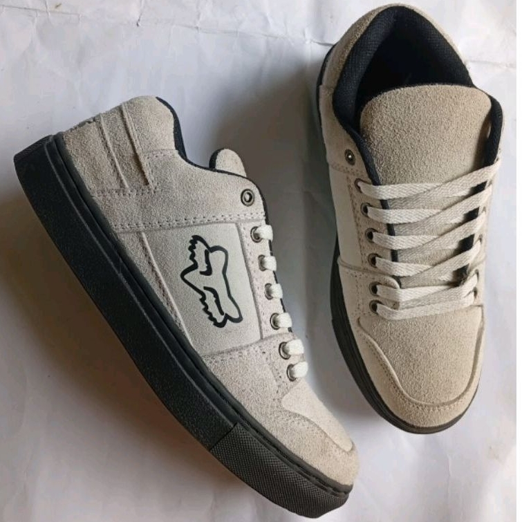 sepatu gowes MTB,BMX