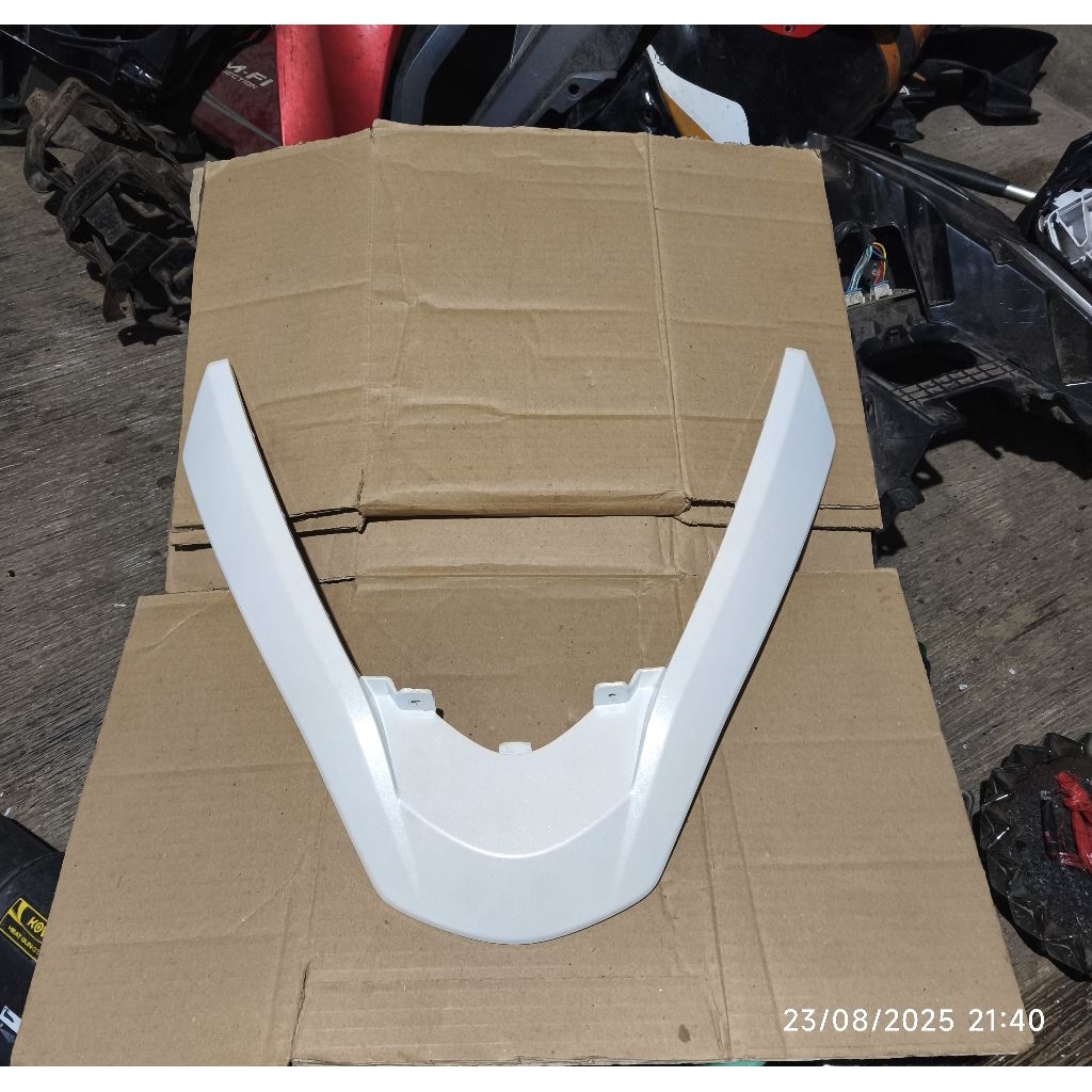 V Grill PCX CBU Led Tameng Dasi Depan PCX CBU LED Original
