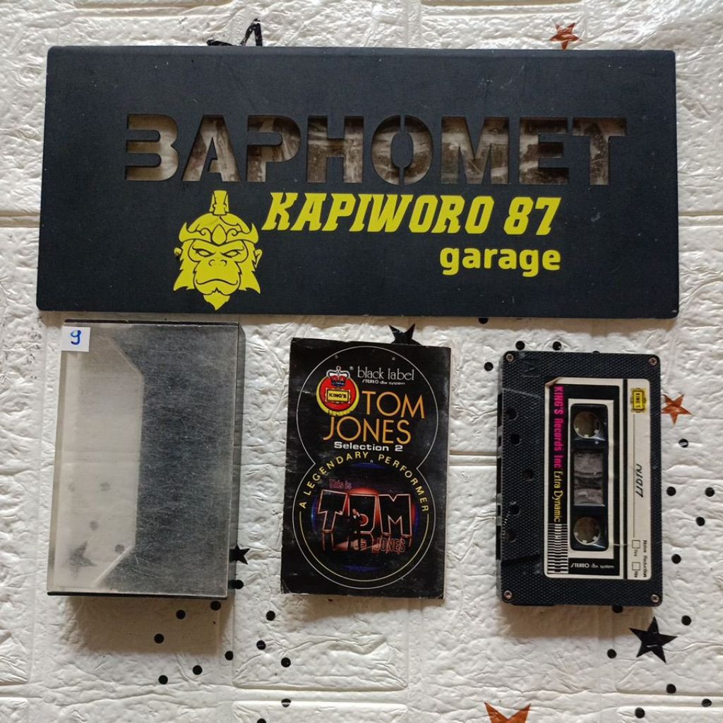 KASET PITA,,,TOM JONES SELECTION 2