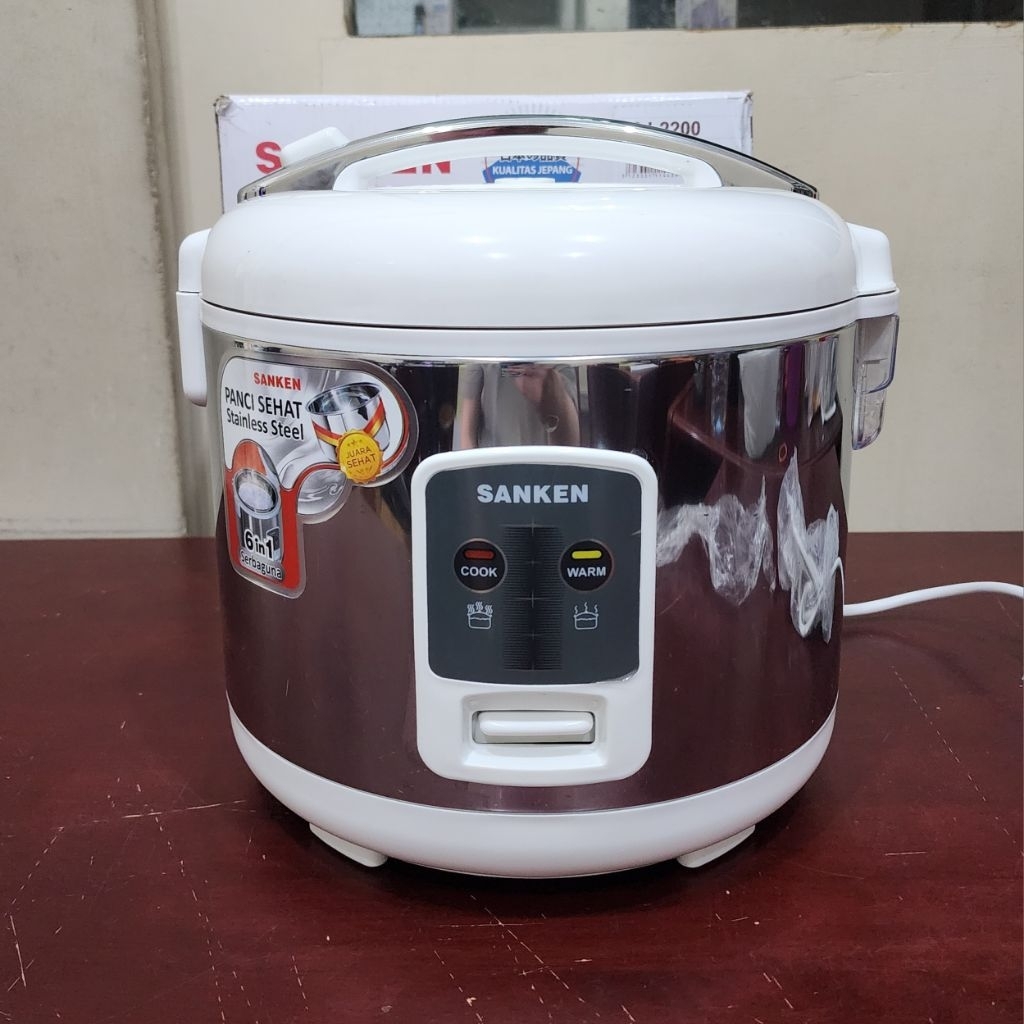 Magic Com 1.8 Liter Sanken SJ 2200 / Sanken SJ 2200