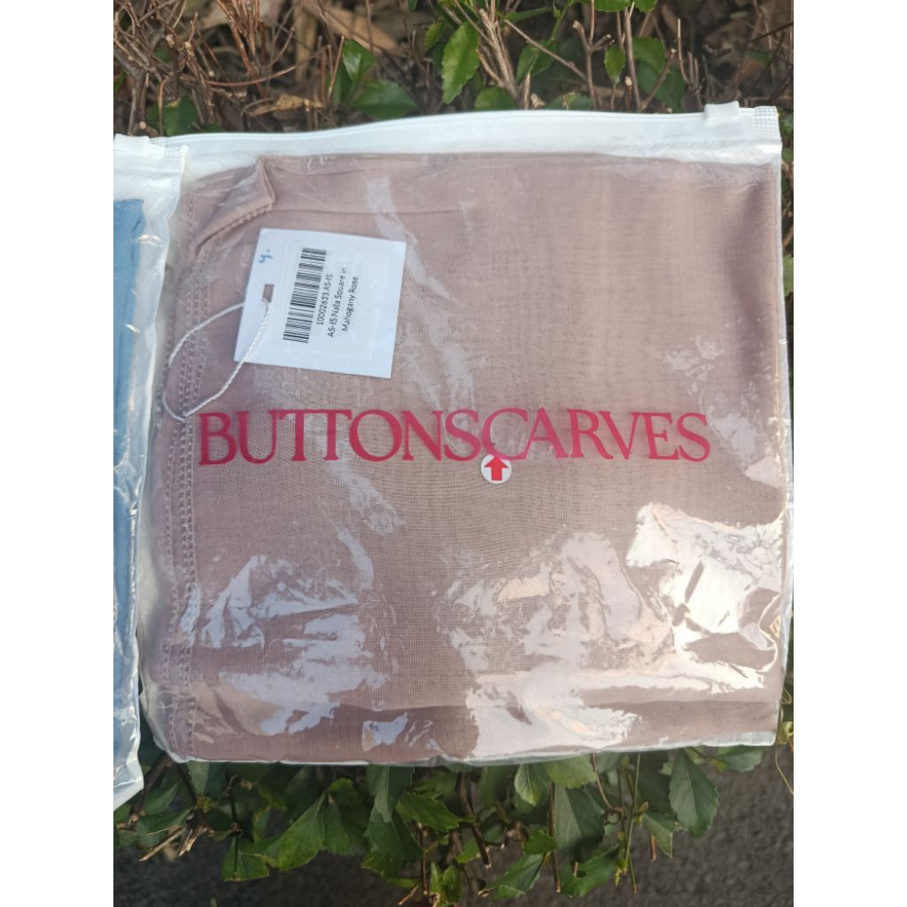 Buttonscarves As Is Nala Square