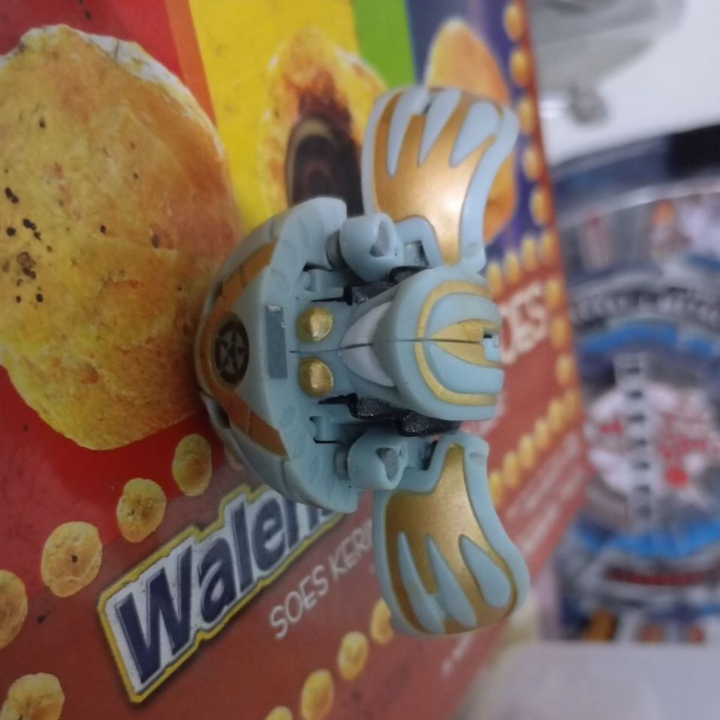 bakugan monarus sega toys