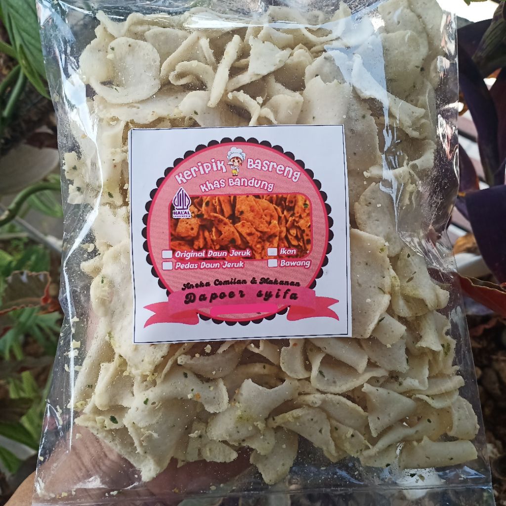 

Keripik Basreng Original – Bikin Hati Tenang, Nggak Kaget Kayak Ditagih Utang