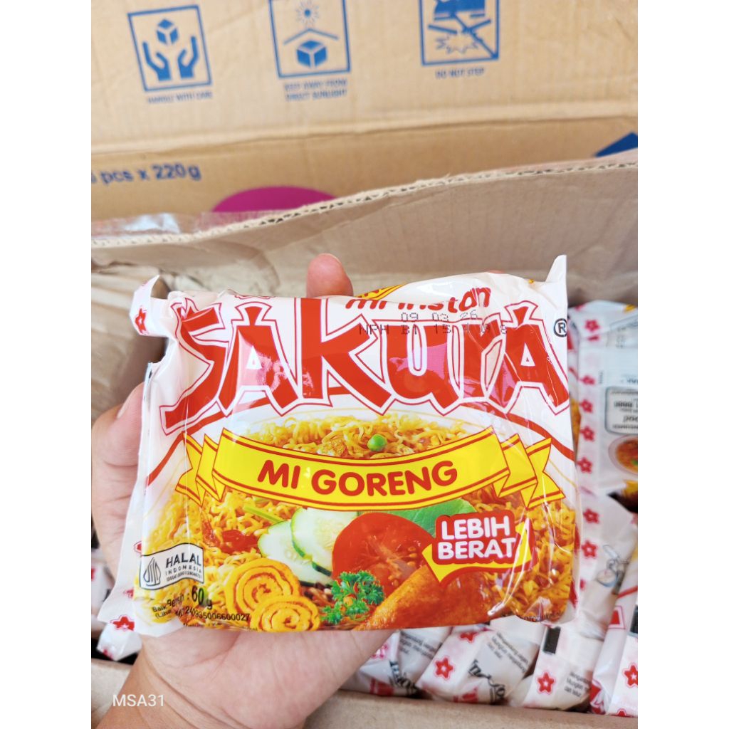 

MIE SAKURA / MIE INSTAN / MI GORENG / MIE JADUL