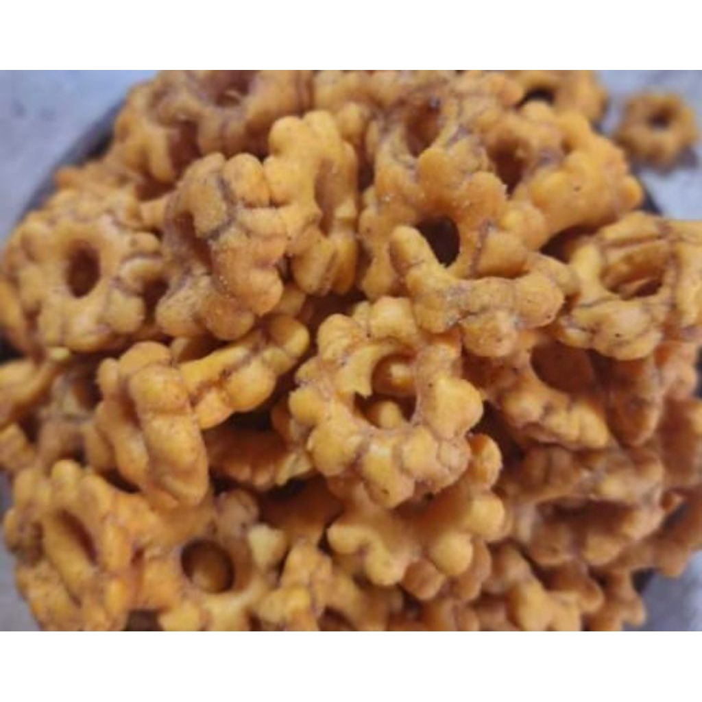 

SNACK MURAH SAKURA RIBUT/SALOME OREN 250gram