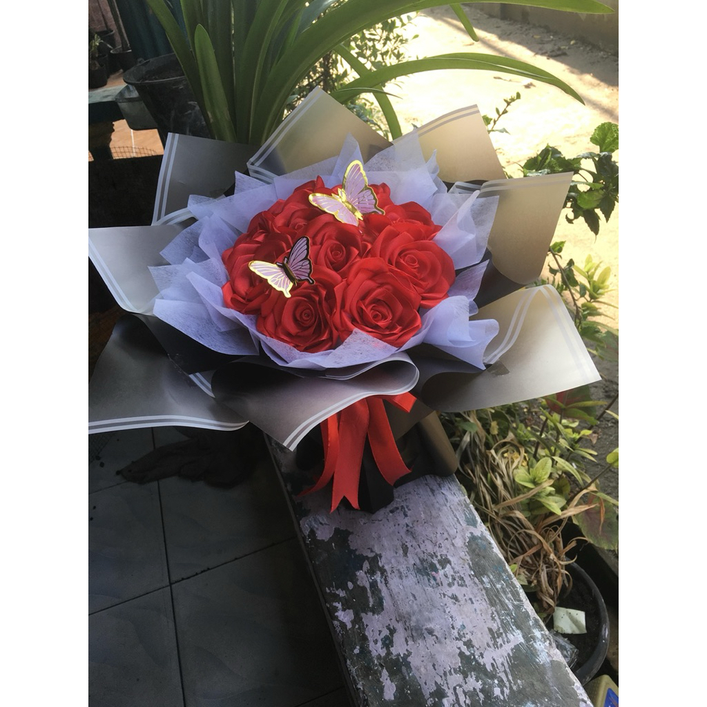 Bouquet bunga satin wisuda, enniv, ultah, sempro