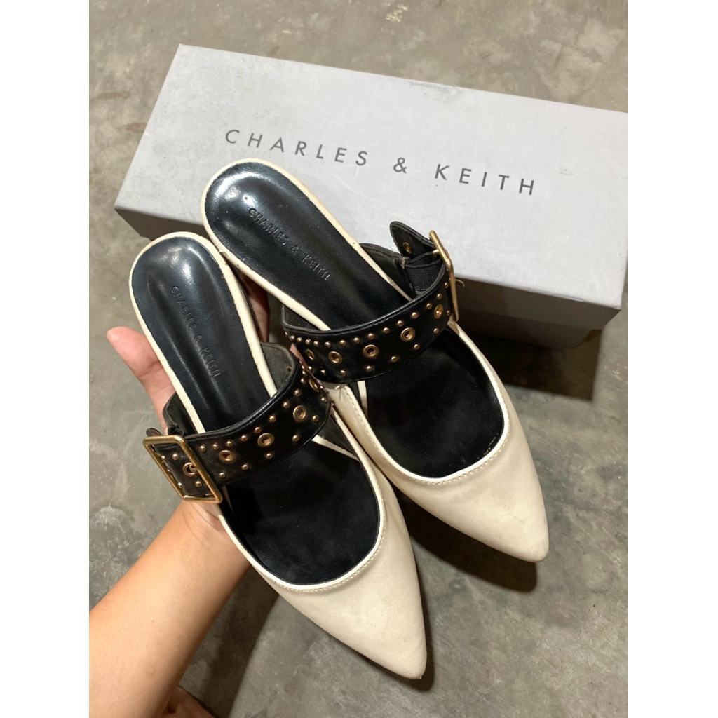 sandal charles & keith preloved