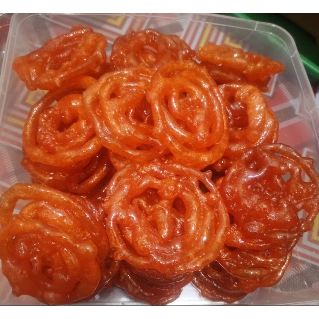 

Jalebi | Krupuk | Manisan