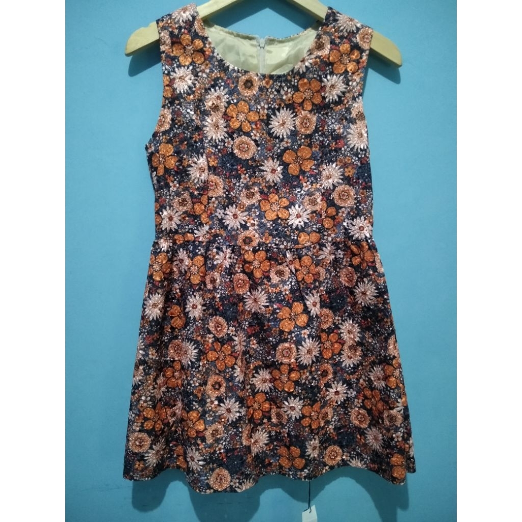 PRELOVED DRESS BUNGA CANTIK UNIK LIKE NEW